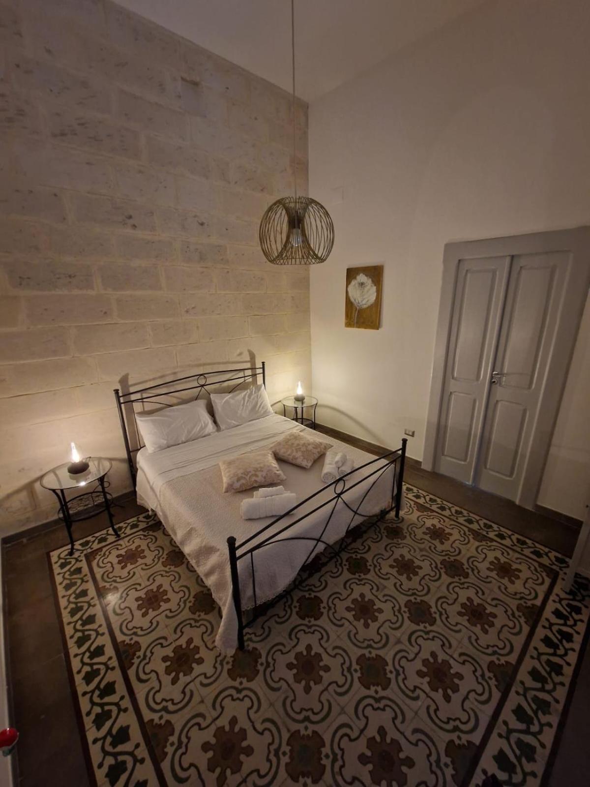 La Casa Di Nonna Titina Lecce Exterior foto