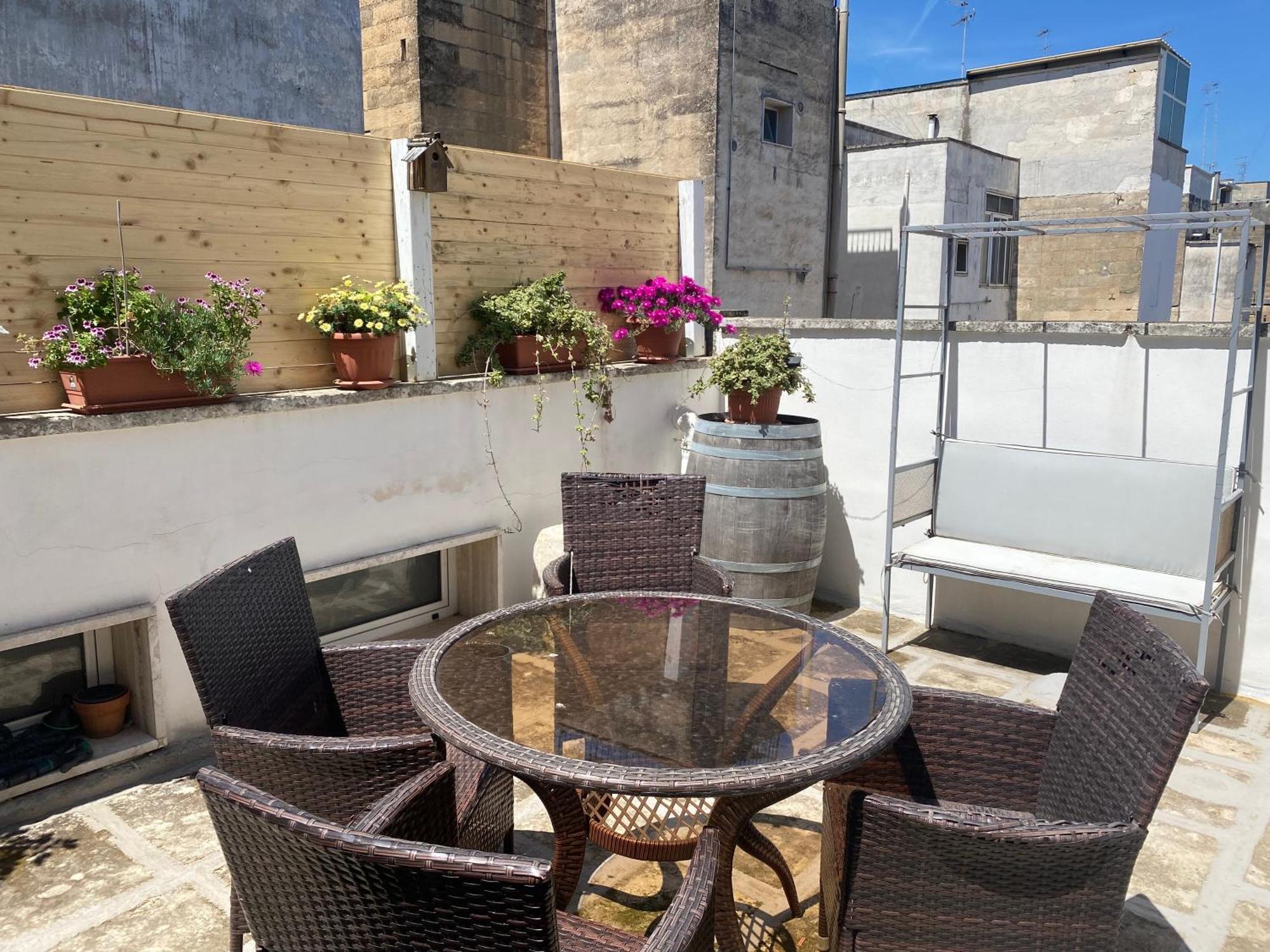 La Casa Di Nonna Titina Lecce Exterior foto